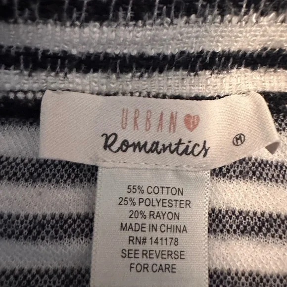Urban Romantics Striped Sweater Blouse Size M - Picture 3 of 3